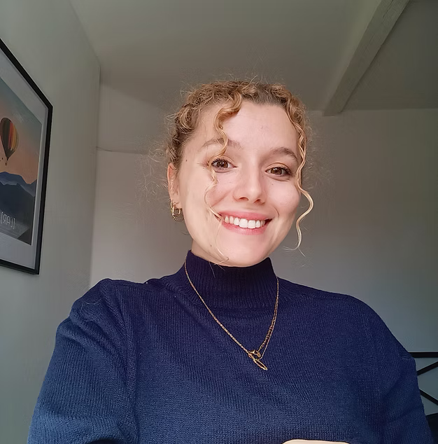 Margot Daubas, psychologue à Chalonnes-sur-Loire (49290), spécialisée en psychothérapie TCC et en psychologie sociale et du travail